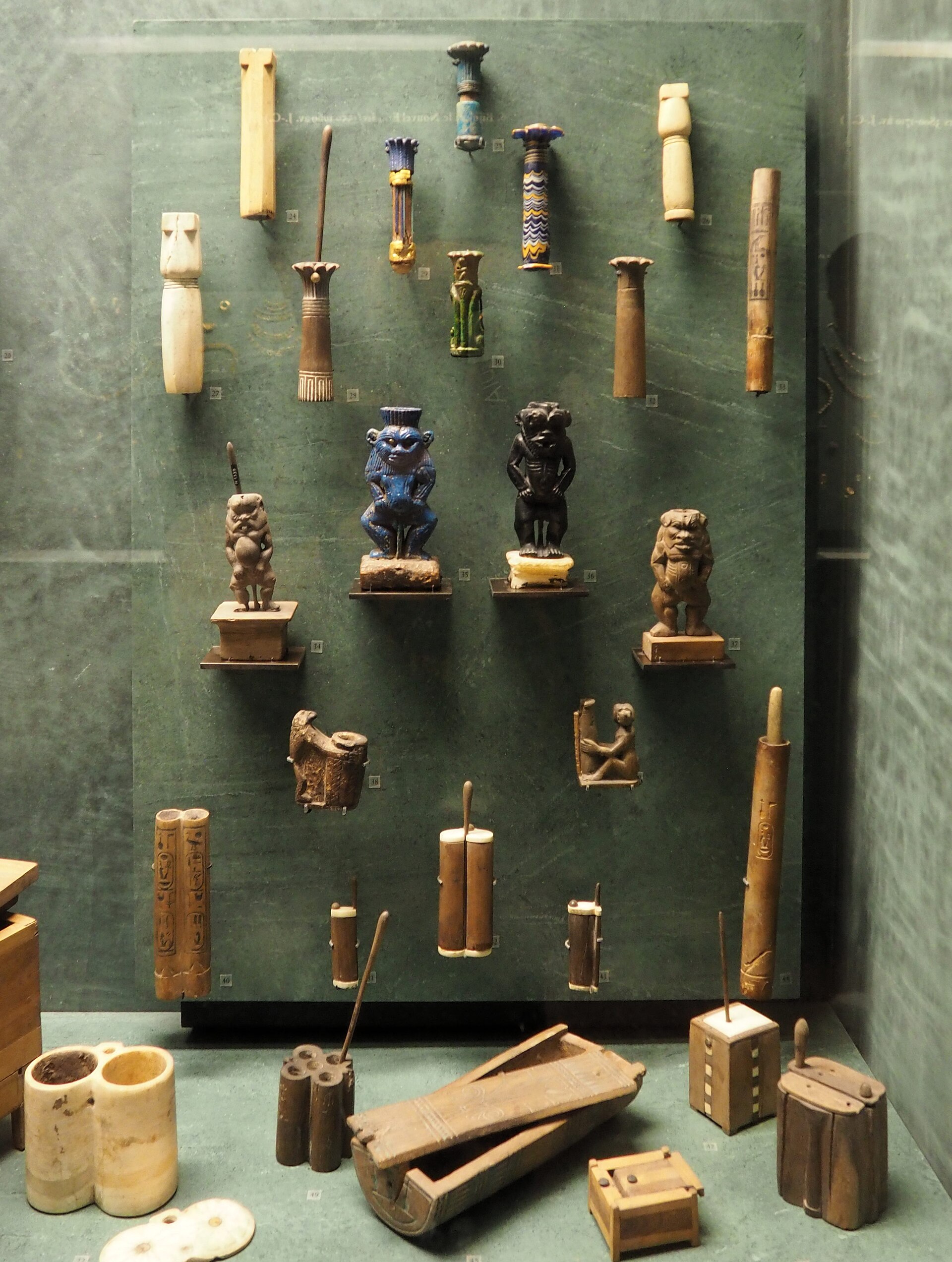 A Practical Guide to Choosing Beauty & Personal Care Products
