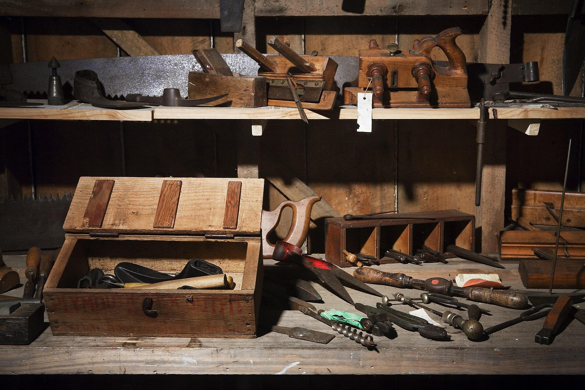 Basic Home Improvement Tools: A Beginner-Friendly Guide