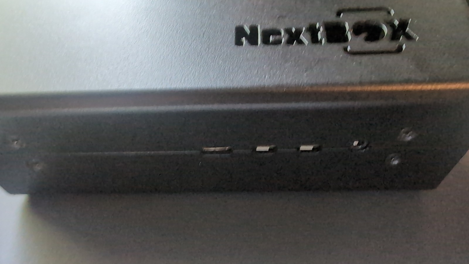 nitrokey nextbox 1TB SSD 8GB Ram highly secure self-hosted Nextcloud server