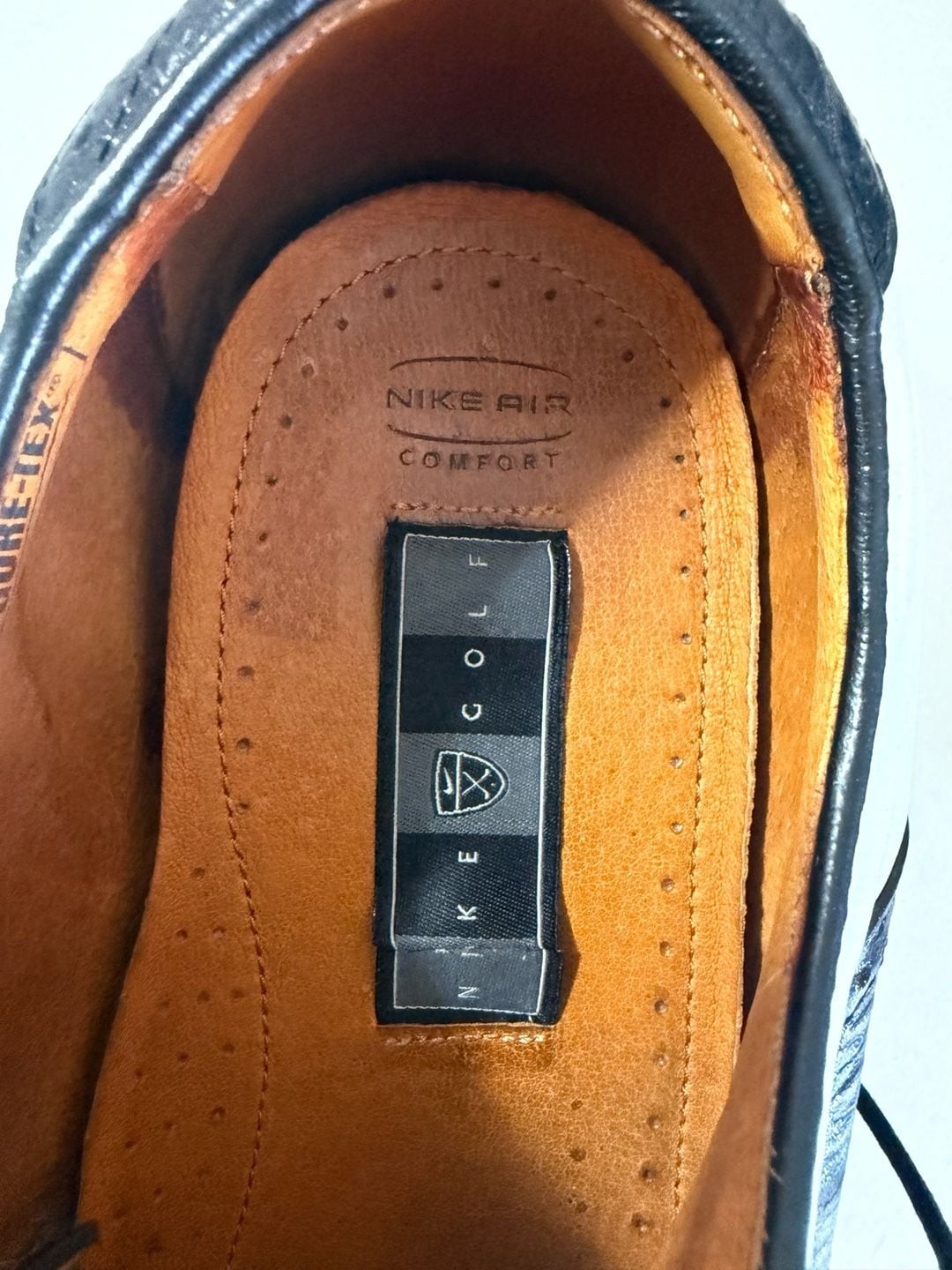 Nike Air Comfort Waverly Last Black and White Leather Saddle Golf Shoes 183897