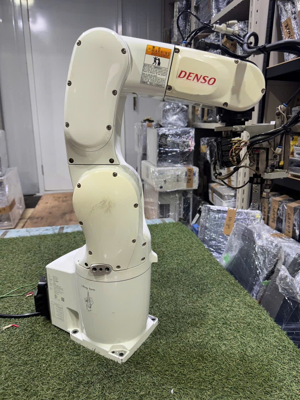 Denso Industrial Robot VS050A3-AV6-NNN-NNNAN-NNNN 6F13005
