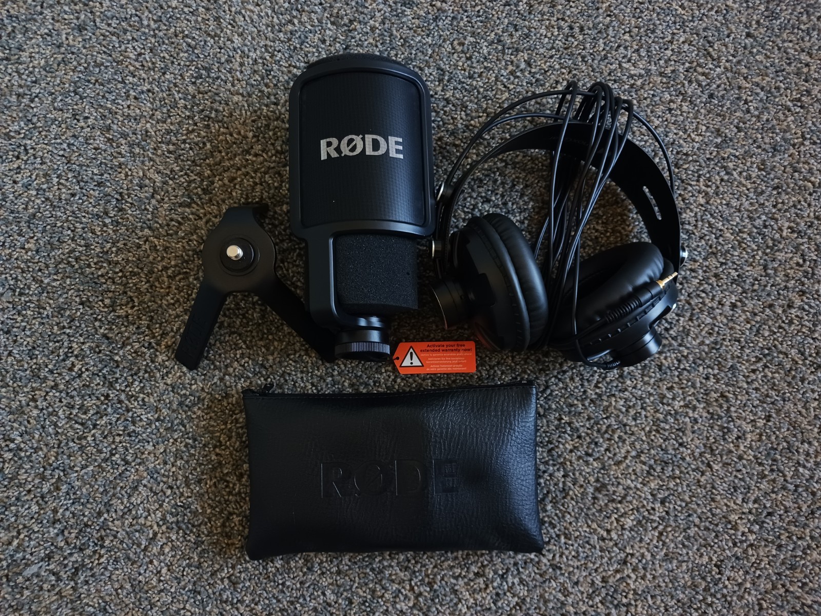 Rode NT-USB Versatile Studio-Quality USB Microphone W/ Headphones & Accessories