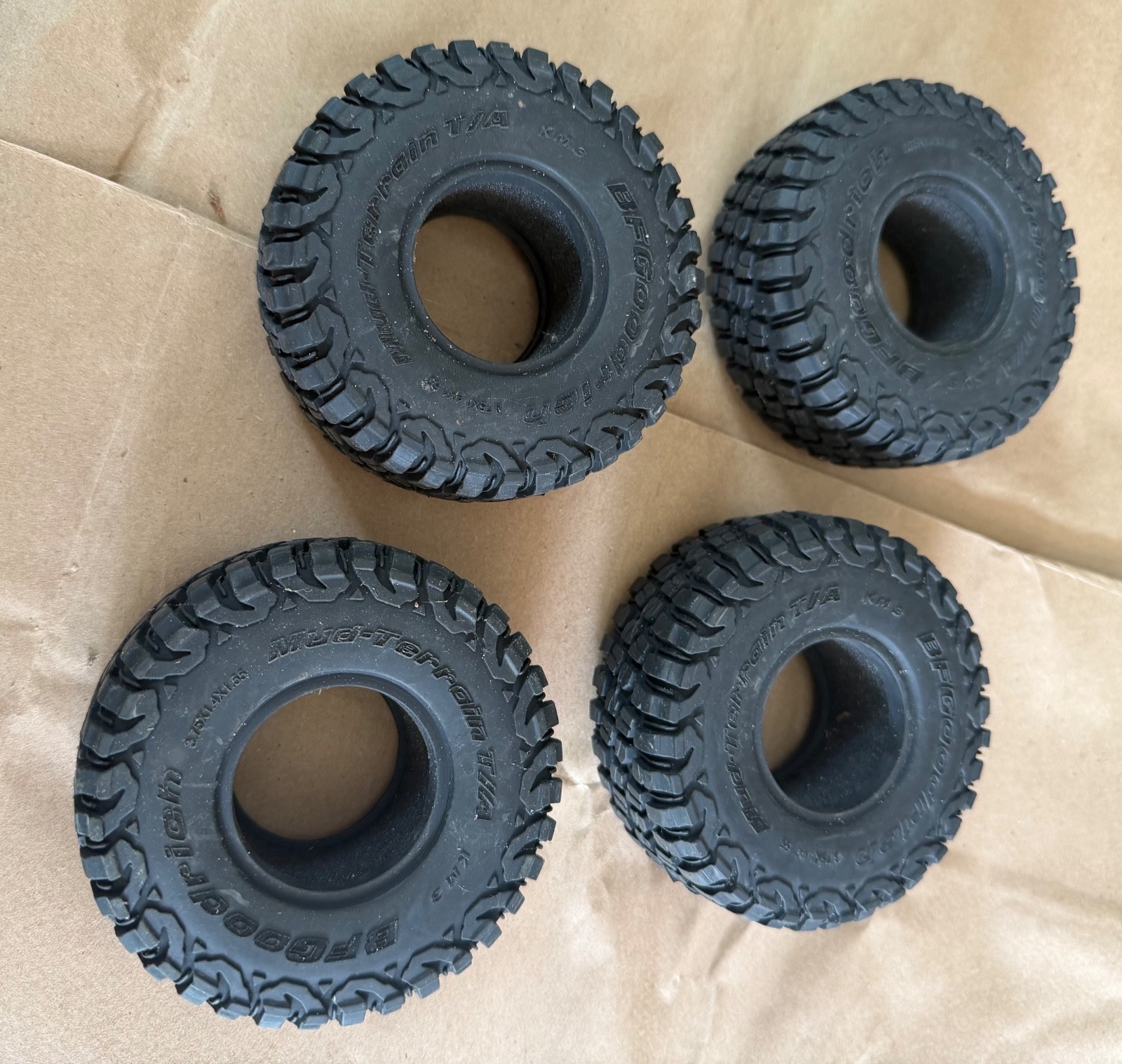 4PCS RC Crawler Tires for 1/10 or 1/12 1.9 inch Rims BFGoodrich Mud-Terrain