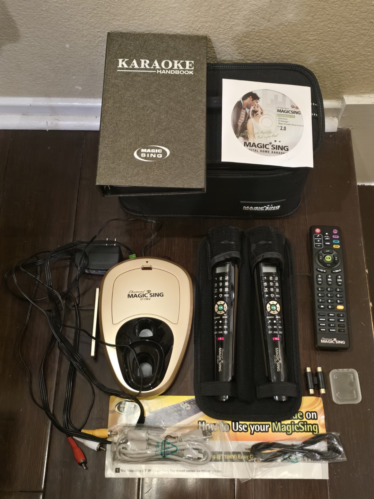 Diamond Magic Sing ET19KV With 2 Microphones, Remote & Accessories Base Used