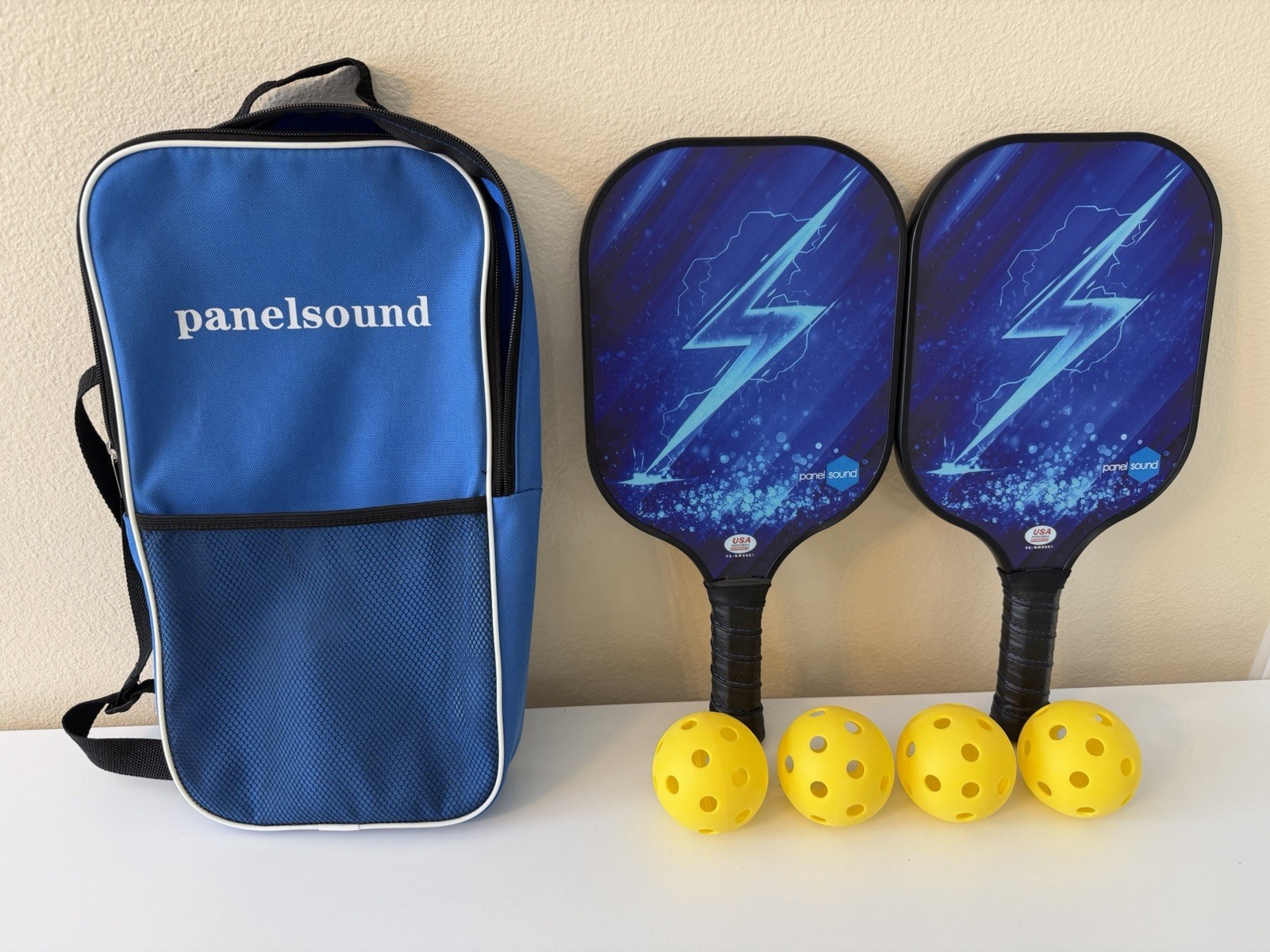 Panel Sound Pickleball Set Blue Complete Lightweight 2 Paddles 4 Balls Used