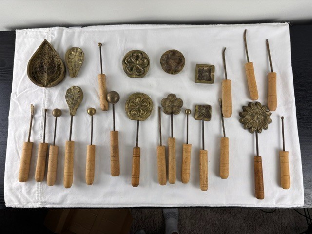 Vintage Millinery Fancy Flower Tool Mold Brass Antique
